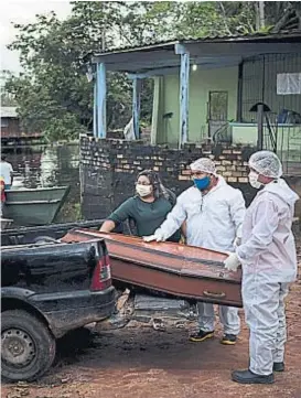  ?? (AP) ?? Muertes. Brasil registra 22.666 víctimas fatales por el Covid-19.