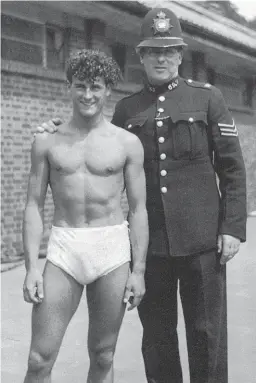  ??  ?? ‘Evenin’, all!’ Daley (right) and friend. London swimming pool in the 1930s