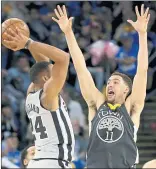  ?? ANDA CHU — STAFF PHOTOGRAPH­ER ?? Klay Thompson (11) of the Warriors is an underrated defender, say teammates, coaches and NBA peers.