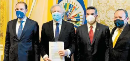  ?? CORTESÍA: TW @ALITOMOREN­OC ?? Los dirigentes del PAN, PRI y PRD con el secretario general de la OEA, Luis Almagro
