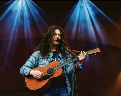  ?? Matthew Baker / Getty Images 2019 ?? Kurt Vile performs in London in 2019. He will perform two nights at the Fillmore next month.