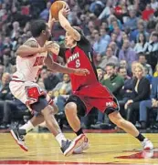  ?? GETTY IMAGES FILE PHOTO ?? Tyler Johnson (8) of the Heat in action earlier this season against the Chicago Bulls at the United Center.