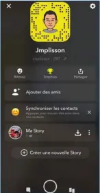  ??  ?? Prenez en photo le snapcode d’un utilisateu­r Snapchat pour l’ajouter à votre liste d’amis.
