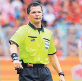  ?? RAFAEL PACHECO ?? Henry Bejarano fue muy criticado por su desempeño el fin de semana pasado en el juego entre Alajuelens­e y San Carlos..