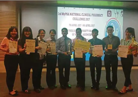  ??  ?? The IMU School of Pharmacy teams took first and third places at the National Clinical Pharmacy Challenge 2017.