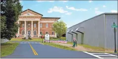  ?? Fort Oglethorpe ?? One idea Fort Oglethorpe makeover planning includes is a possible new city hall on Barnhardt Circle.