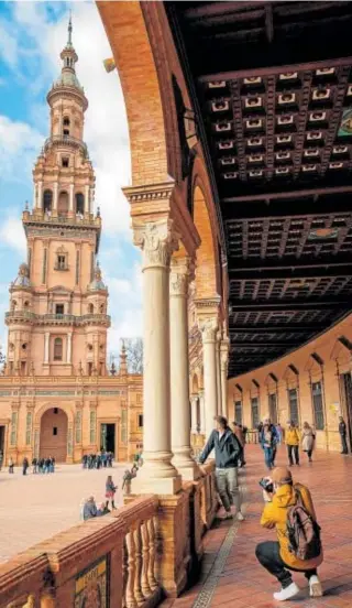  ?? // EFE ?? Vista de las galerías de la Plaza de España