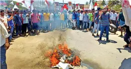  ?? ?? Banjara community members staging a protest in Shivamogga on Monday