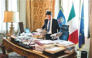  ?? Bloomberg ?? Giuseppe Conte, Italy’s prime minister in his office in Rome yesterday. Conte insisted his government has no ‘Plan B’ to change its budget, despite responses of the EU and investors.