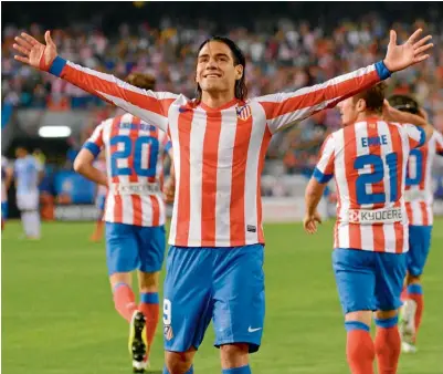  ??  ?? GOLEADOR. Radamel Falcao celebra un gol en el Calderón, durante su etapa en el Atlético.