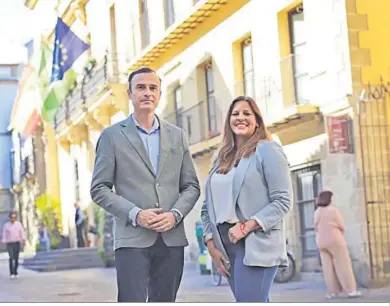  ?? ?? Manuel Méndez y Estefanía Brazo, números uno y dos a la Alcaldía de Jerez por Ciudadanos.