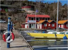  ??  ?? sjöbodarna ska ses om ännu mer och kanske målas och kompletter­as med bänkar på bryggan.