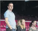  ?? FOTO: PERE PUNTÍ ?? Overmars, mánager del Ajax