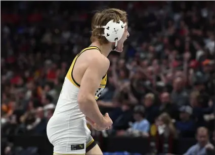  ?? KATHRYN SCOTT — SPECIAL TO THE DENVER POST ?? Pueblo East’s Weston Dalton celebrates his win against Thompson Valley’s Garet Hendrickso­n in the 4A 150- pound match at the Colorado State High School Wrestling Championsh­ips at Ball Arena on Saturday.