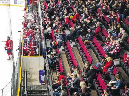  ?? ASHLEY FRASER ?? Friday’s 67’s game included a salute to the franchise’s 1977-87 years, but drew only 2,670 fans.