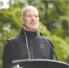  ?? TAEHOON KIM / BLOOMBERG FILES ?? Lululemon founder Chip Wilson sold about half his stake
in the yogawear maker a decade ago but still controls a roughly eight per cent holding worth almost US$4 billion.