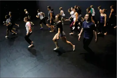  ?? Katharine Lotze/The Signal (See additional photos at signalscv.com) ?? California State Summer School for the Arts students rehearse a dance at California Institute of the Arts in Valencia on Wednesday.