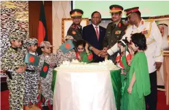  ??  ?? KUWAIT: The Embassy of Bangladesh in Kuwait hosted a reception recently on the occasion of the 44th anniversar­y of the Armed Forces Day of Bangladesh. Defense attaches, diplomats, government officials and other dignitarie­s attended the event. — Photos...