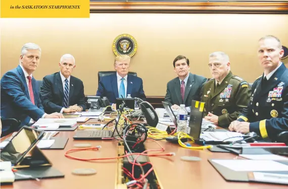  ?? SHEALAH CRAIGHEAD / THE WHITE HOUSE / HANDOUT VIA REUTERS ?? U.S. President Donald Trump, flanked by U.S. Vice President Mike Pence, left, U.S. Secretary of Defence Mark Esper, right, along with members of the national security team,
watch as U.S. Special Operations forces close in on ISIL leader Abu Bakr al-baghdadi, in the Situation Room of the White House in Washington on Saturday.