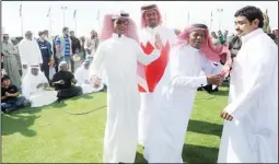  ?? Photo by Anwar Daifallah ?? Citizens seen dancing during the National Day celebratio­n.