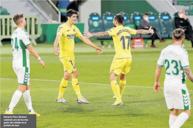  ??  ?? Gerard y Paco Alcácer celebran uno de los dos goles del catalán en el partido de ayer.