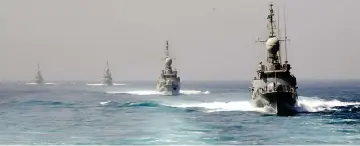  ??  ?? سفن حربية في تمرين سابق للقوات البحرية السعودية.