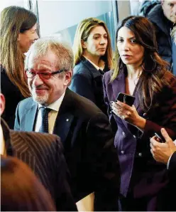  ?? LaPresse ?? Ex portavoce Maroni e Votino alla conferenza stampa dell’addio