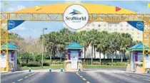  ?? JOE BURBANK/ORLANDO SENTINEL ?? Parking turnstiles are empty at SeaWorld Orlando on March 17.