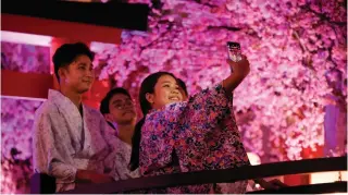  ?? CONTRIBUTE­D PHOTO ?? ■ Try the Yukata experience and take selfies with family and friends among the Sakura blooms at Okada Manila.