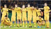  ?? Reuters
Files/ ?? Dynamo Dresden players during the penalty shootout against Hertha BSC in the DFB Cup on Oct.
30. 2019.