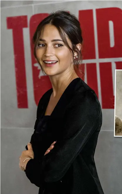  ?? Bild: CLAUDIO BRESCIANI/TT ?? MÅNGA SIDOR. Alicia Vikander ville göra en Lara Croft med fler dimensione­r än den figur som först lanserades i tvspelet ”Tomb raider” på 1990-talet och sedan blev film i början av 2000-talet.