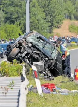  ?? ?? PRISTUP PODACIMA o vremenu i mjestu nezgode, smatraju prometni policajci, pomogao bi utvrđivanj­u okolnosti u kojima je do nje došlo. Svoje su preporuke poslali Europskoj komisiji