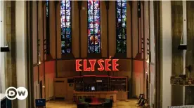  ??  ?? The altar of the former St. Elisabeth Church now serves Espresso