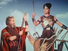  ?? ABC ?? FRIDAY: Moses (Charlton Heston) faces off against Pharoah Rameses (Yul Brenner) in ‘The Ten Commandmen­ts on ABC.