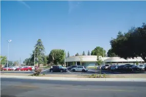  ?? RECORDER PHOTO BY JUAN AVILA ?? One of the upgrades Portervill­e College made around campus over the summer was a complete remodel of the front parking lot.