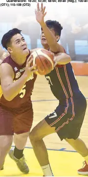  ??  ?? Nikko Cabiltes (5) of Perpetual Altas drives to the basket under pressure from Joshua De Villa of Letran.