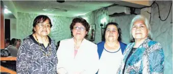  ??  ?? Carmen Burgos, Haydeé Contreras, Juana Pinilla y Norma Sobarzo.