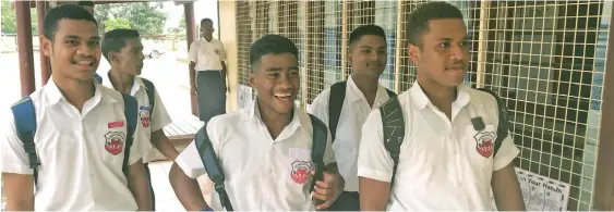  ?? Photo: Waisea Nasokia ?? Year 12 and 13 students of Mulomulo Secondary School in Nadi on June 28, 2020.