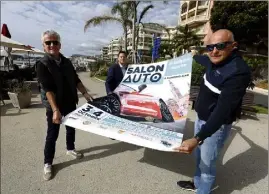  ?? (Photo Dylan Meiffret) ?? Les trois Rotariens organisate­urs du Salon de l’Auto du Rotary. Aux côtés de Bernard Gioan, président de la commission (à droite), Jean-Luc Inversini et Numa Scalese.