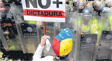  ?? ARCHIVO AFP / FEDERICO PARRA ?? En febrero, CPI anunció apertura del examen preliminar para analizar crímenes de lesa Humanidad durante protestas en Venezuela.