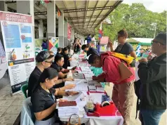  ?? PHOTO BY FREDERICK SILVERIO ?? BALIWAG JOB FAIR
A three-day Mega Job Fair is held at The Greenery Resort in Baliuag City on Feb. 15-17, 2024, where 5,890 job openings were offered for Bulakenyo jobseekers.