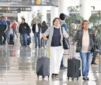  ?? FOTO: AGENCIAUNO ?? Según Sernatur, entre el 15 y el 18 de enero, se esperan dos millones de turistas.