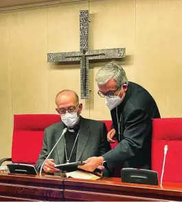  ??  ?? Un momento de la asamblea plenaria de la Conferenci­a Episcopal española