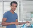  ?? FOTO: WERMA ?? Mohammed Musa aus Eritrea wird Werkzeugme­chaniker.