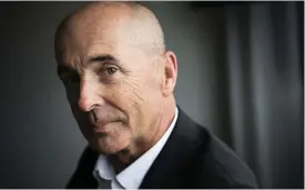  ?? FOTO: FREDRIK SANDBERG/TT ?? ■ Den amerikansk­e spänningsf­örfattaren Don Winslow slutar skriva för att i stället "bekämpa trumpismen" Arkivbild.