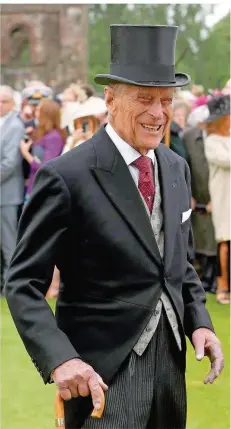  ?? FOTO: BARLOW/AFP ?? Immer noch stattlich: Prinz Philip, seit 70 Jahren Ehemann von Queen Elisabeth II., nimmt heute seinen letzten offizielle­n Termin wahr.