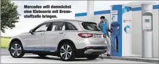  ??  ?? Mercedes will demnächst eine Kleinserie mit Brennstoff­zelle bringen.