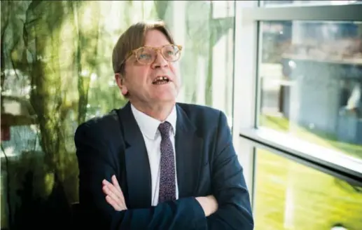  ?? © Pascal Bastien ?? Guy Verhofstad­t: ‘We zitten op een keerpunt in de geschieden­is. Zoals de val van de Muur en 9/11 dat ook waren.’