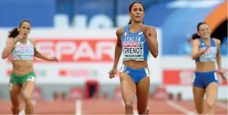  ??  ?? Prova di forza Libania Grenot, 32 anni, ha distanziat­o di 6 decimi le altre semifinali­ste Domani cerca una medaglia d’oro