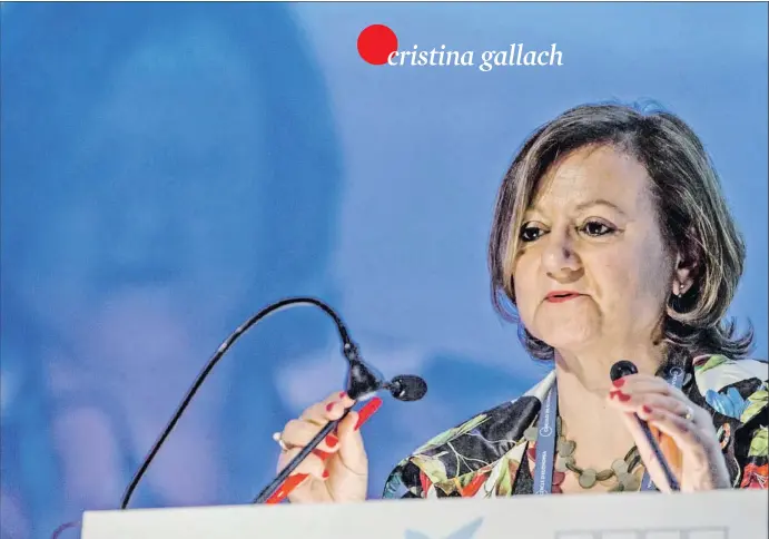  ?? DAVID AIROB ?? Cristina Gallach, responsabl­e de Comunicaci­ó de les Nacions Unides, durant la intervenci­ó en les Jornades del Cercle d’Economia que es van celebrar a Sitges